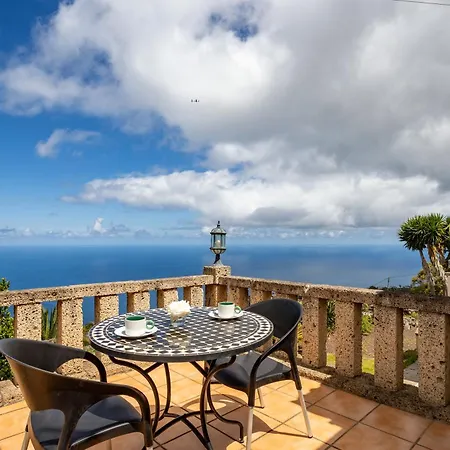 Acogedora Casa Con Vistas Al Mar By Сasa de vacaciones El Sauzal
